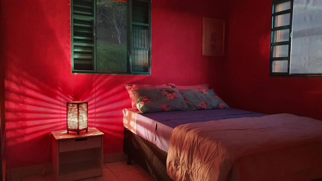 Casa Na Montanha A 500 Metros Da Pedra Do Bau Lejlighed São Bento do Sapucaí Eksteriør billede