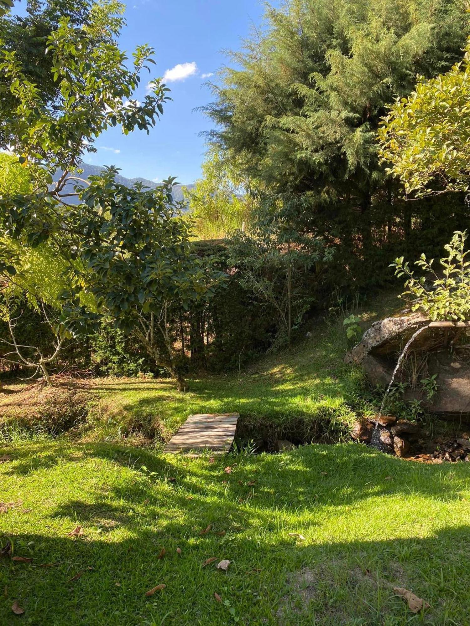 Casa Na Montanha A 500 Metros Da Pedra Do Bau Lejlighed São Bento do Sapucaí Eksteriør billede